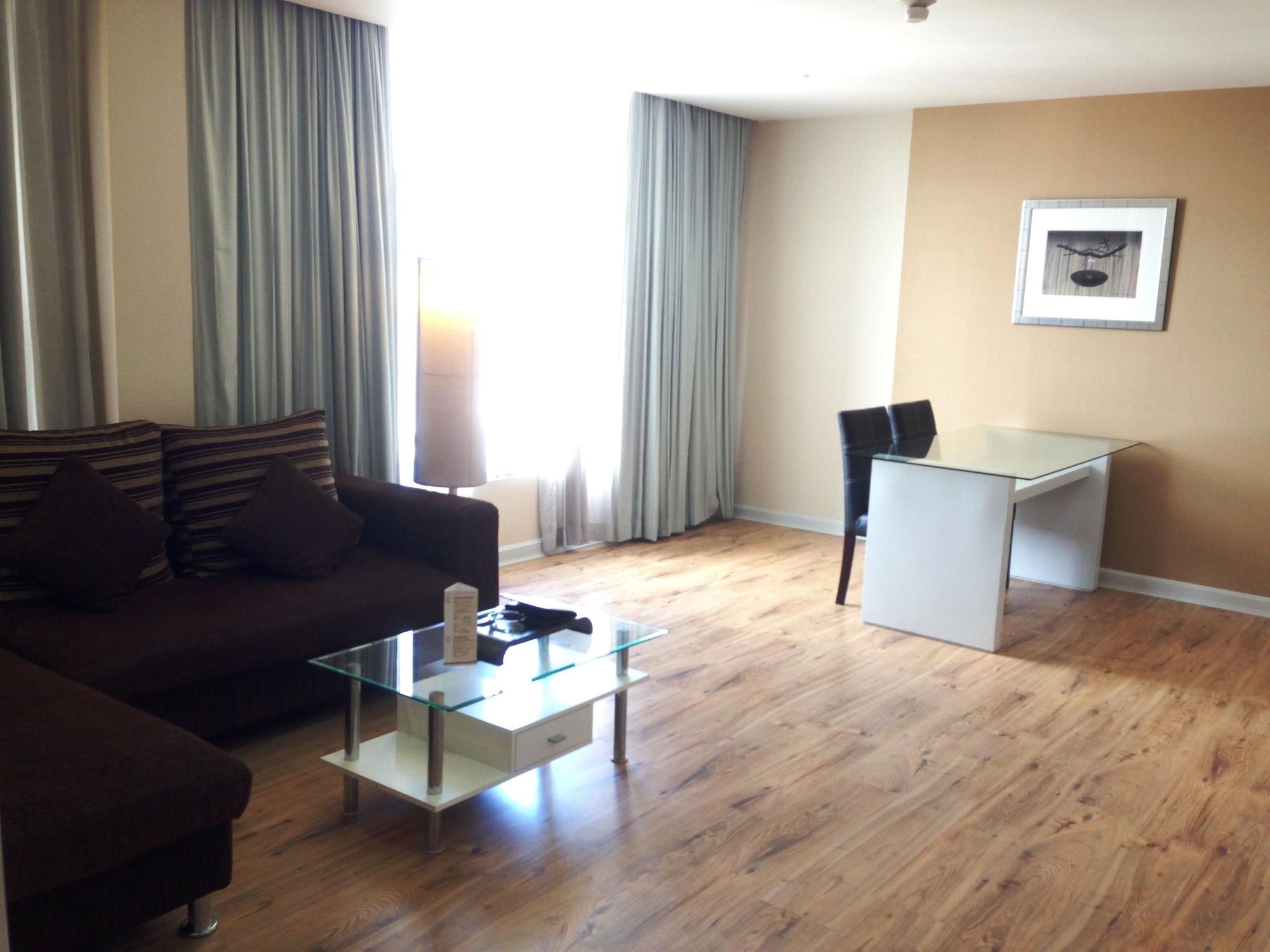 The City Hotel Sriracha By Bbh Japan Si Racha Luaran gambar