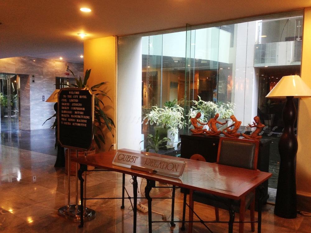 The City Hotel Sriracha By Bbh Japan Si Racha Luaran gambar