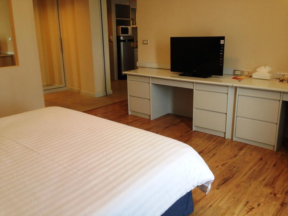 The City Hotel Sriracha By Bbh Japan Si Racha Luaran gambar