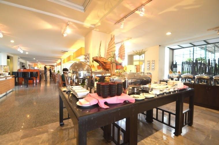 The City Hotel Sriracha By Bbh Japan Si Racha Luaran gambar