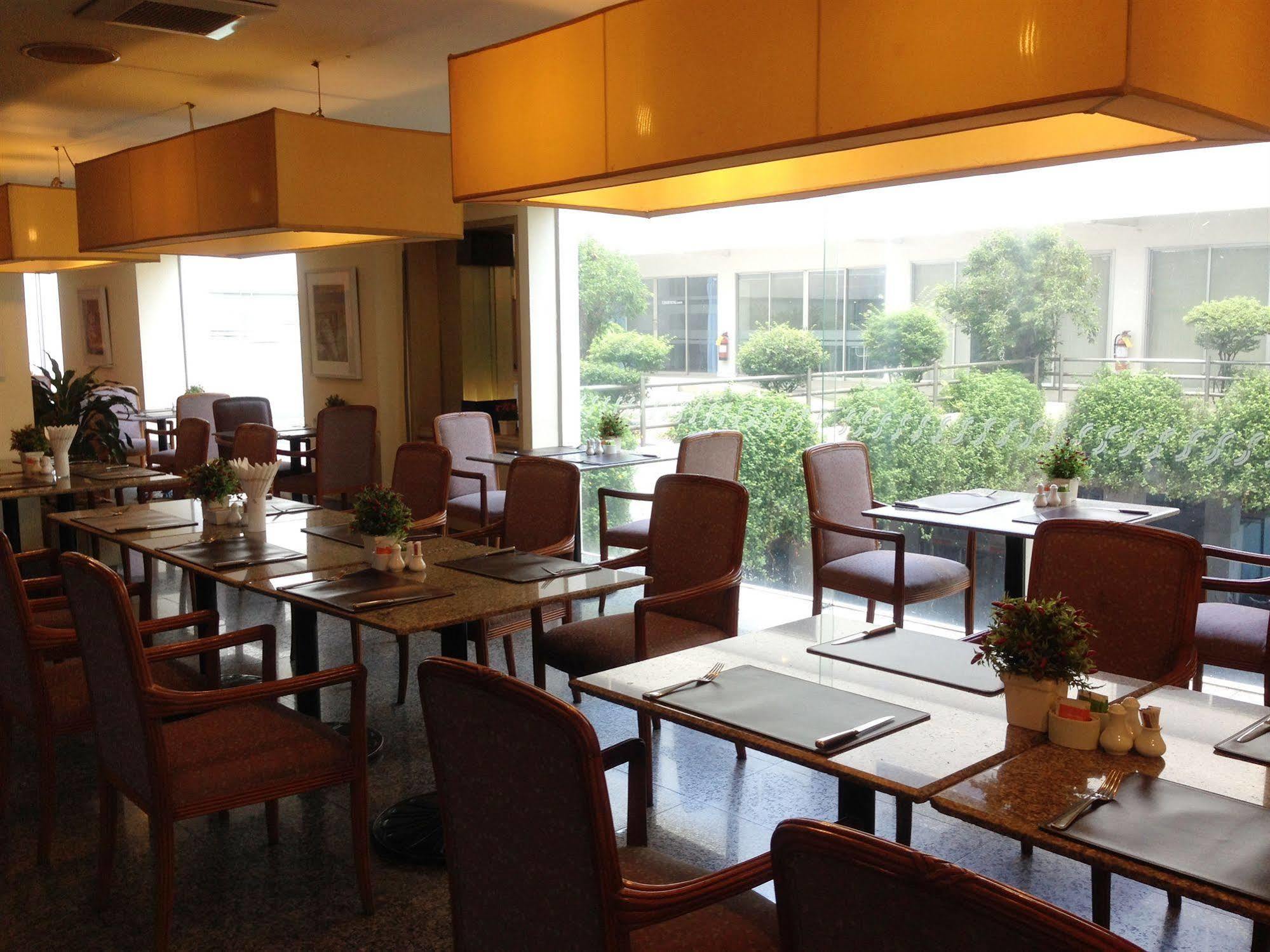 The City Hotel Sriracha By Bbh Japan Si Racha Luaran gambar
