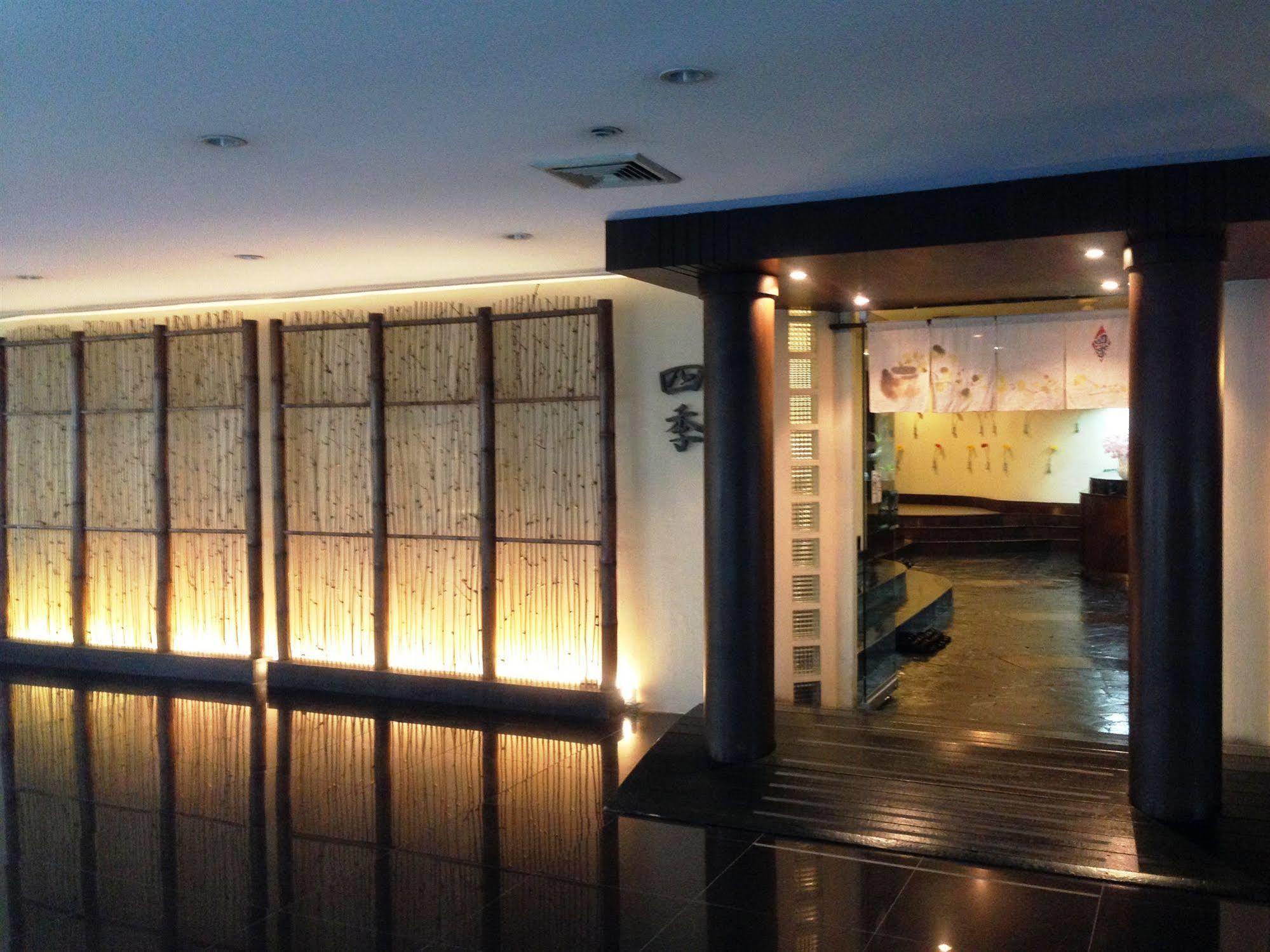 The City Hotel Sriracha By Bbh Japan Si Racha Luaran gambar