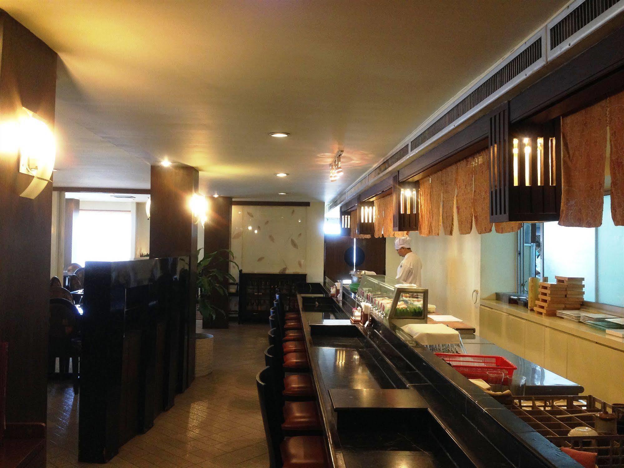 The City Hotel Sriracha By Bbh Japan Si Racha Luaran gambar